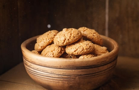 Amaretti biscuits nutritional information