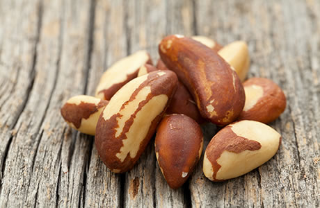Brazil nuts nutritional information