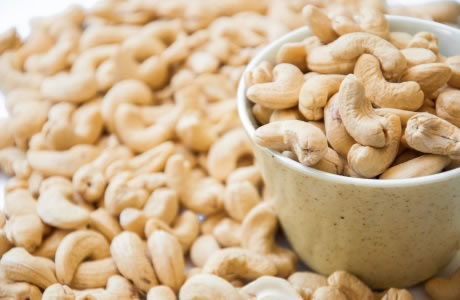 Cashew nuts - dry roasted w/salt nutritional information