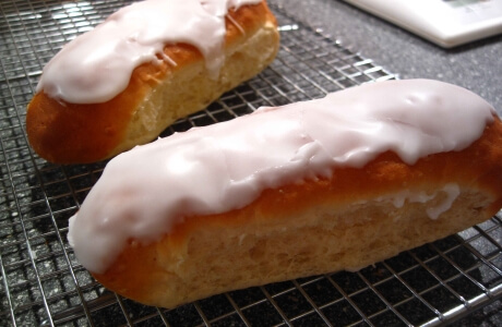 Iced buns - retail nutritional information