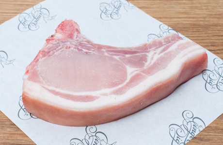 Pork chops loin - bone in nutritional information