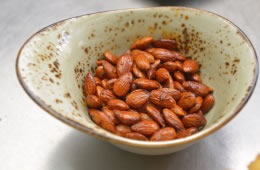 Almonds oil roasted nutritional information
