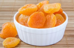 100g ready-to-eat dried apricots nutritional information