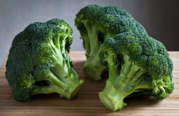 500g Broccoli, cut into florets nutritional information