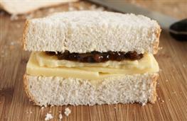Cheese and pickle sandwich - takeaway nutritional information