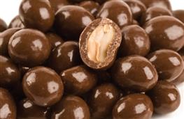 7g chocolate peanuts nutritional information