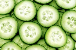 200g/½ cucumber, cut in half, seeds removed, thickly sliced nutritional information