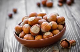 15g/handful of hazelnuts nutritional information