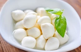 2 x 125g balls mozzarella, thinly sliced nutritional information