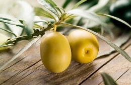 50g/2 handfuls stoned black olives nutritional information