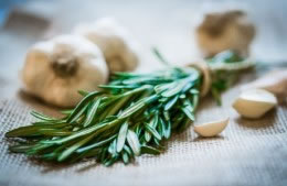 10g/small bunch rosemary, broken into sprigs nutritional information