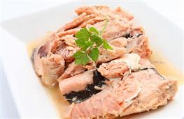 1 tin pink salmon with bones nutritional information