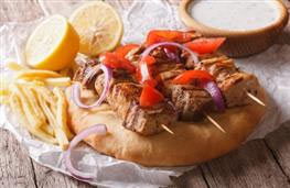 Shish kebab in pitta with salad - takeaway nutritional information