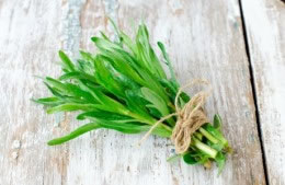 2tbsp fresh tarragon leaves, finely chopped nutritional information