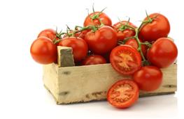 240g/3 ripe red tomatoes deseeded and chopped nutritional information