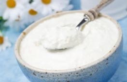 Yogurt virtually fat free - plain nutritional information