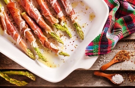 Asparagus wrapped in Parma ham recipe