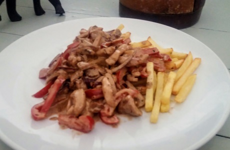 Chicken in a creamy red pepper and ginger sauce recipe