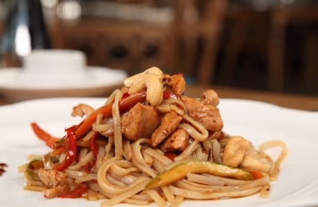 Chinese chicken noodles with cashews recipe