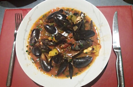 Mediterranean mussels recipe