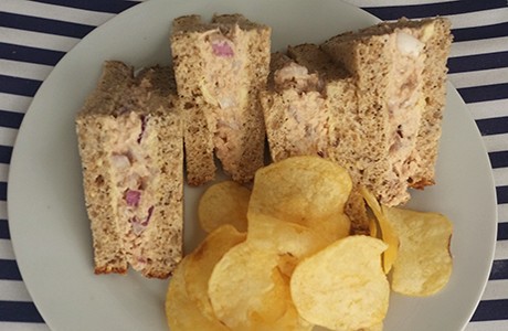 Salmon mayo sandwich and crisps recipe