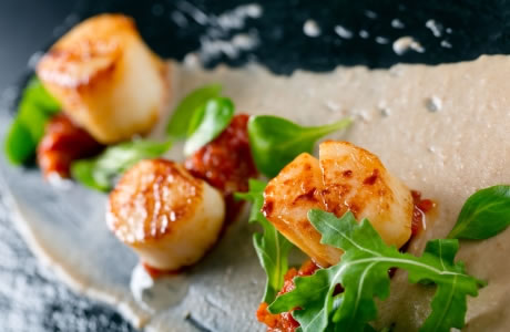 Seared scallops with Parma ham recipe