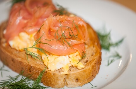 Smoked salmon & scrambled eggs recipe