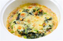 Baked eggs and spinach recipe