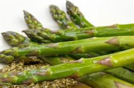 Steamed asparagus with fresh pea pesto recipe