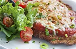 Veal with tomato and mozzarella recipe